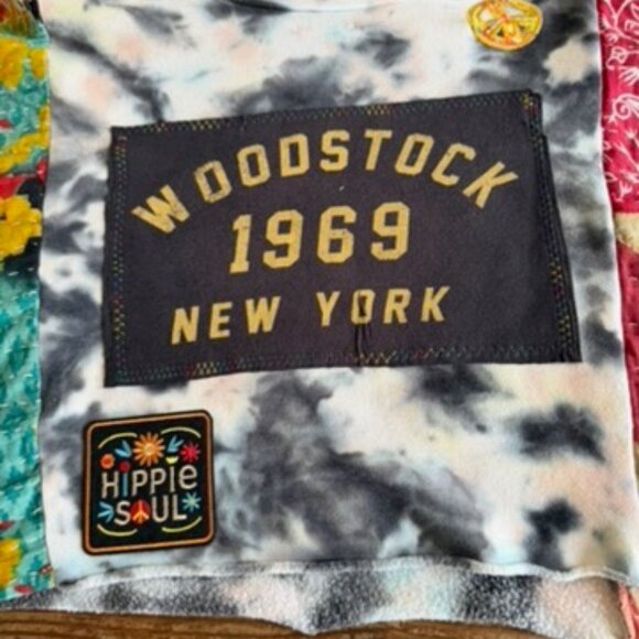 BROKEN BANDIT CUSTOM DESIGNED VINTAGE WOODSTOCK AND KANTHA TOP - Picture 4 of 11